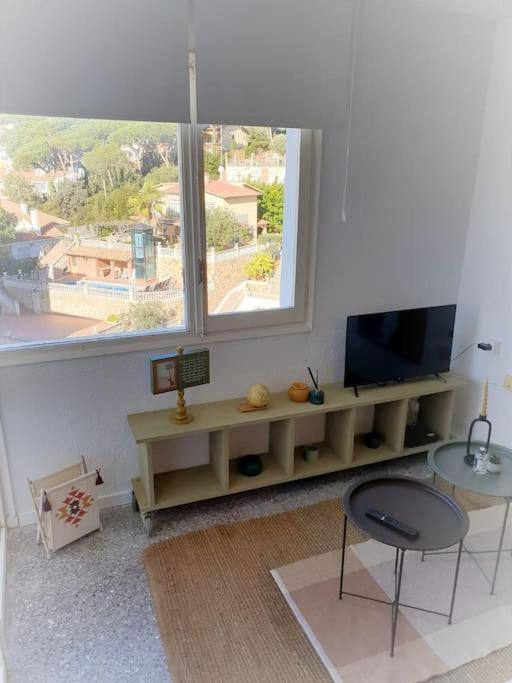 Somriu Apartament Fenals Platja 滨海略雷特 外观 照片