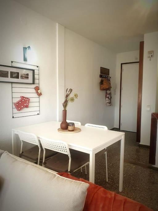 Somriu Apartament Fenals Platja 滨海略雷特 外观 照片